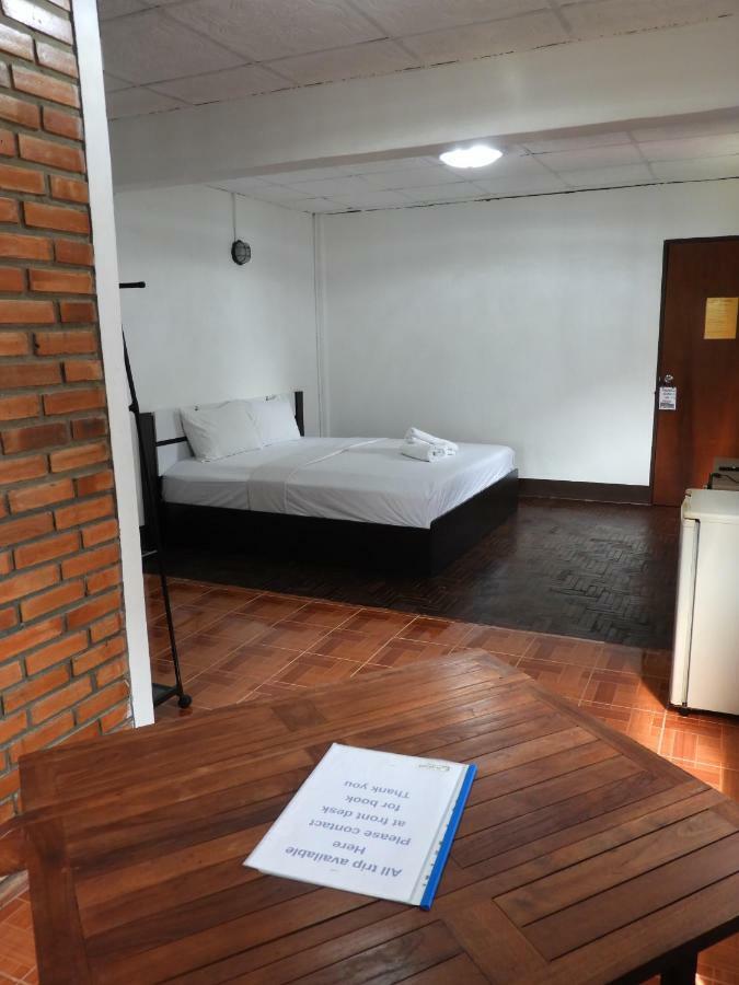 Hotel P'Lyn House Chiang Mai Exterior foto